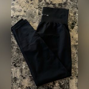 NVGTN leggings